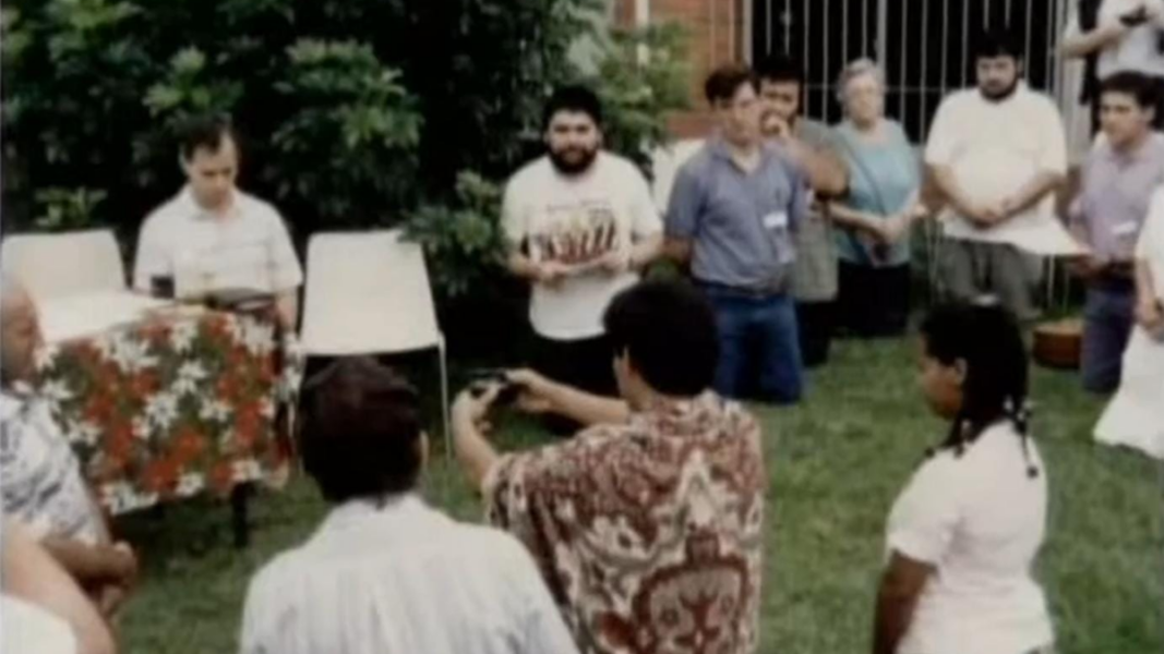 Por qué publicamos las fotos de Prevost en el ritual de la Pachamama