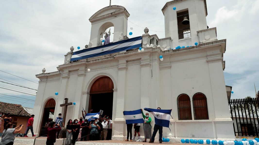 La dictadura de Ortega prohíbe ordenaciones sacerdotales en cuatro diócesis de Nicaragua