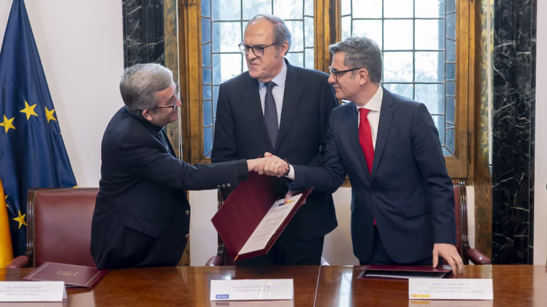 Firma del acuerdo: La Iglesia en España acepta el sistema de reparación supervisado por el Estado para víctimas de abusos