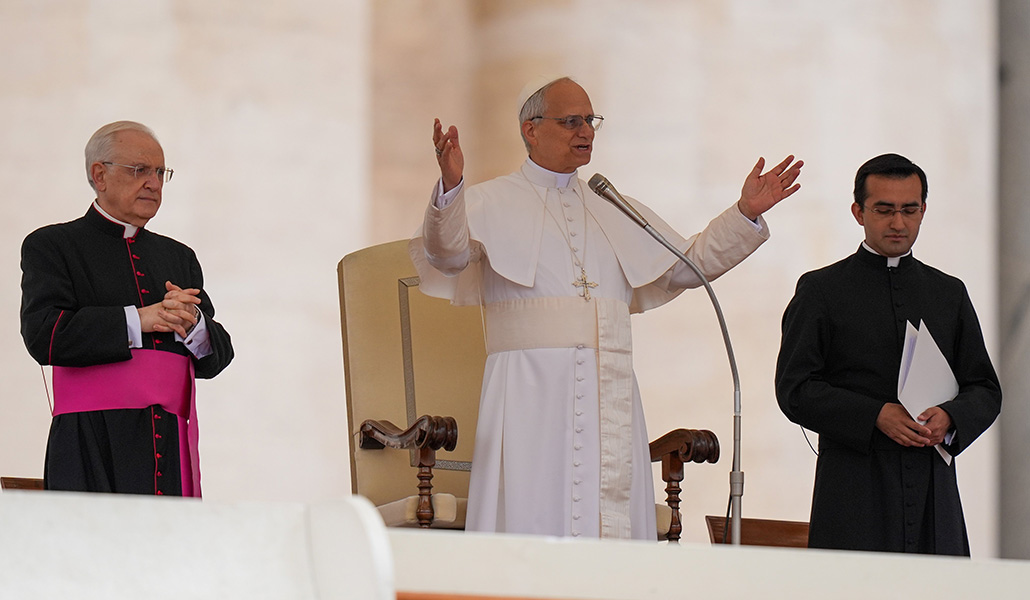 León XIV: «Todos los bautizados están llamados a dar un testimonio coherente de Cristo»