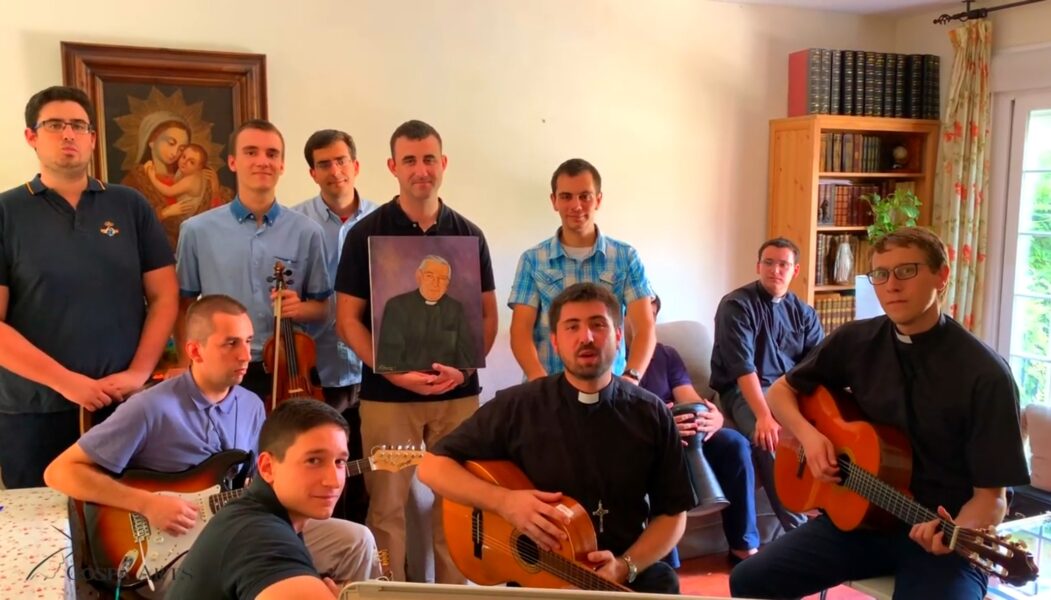 El obispo de Getafe frena ordenaciones y nuevas vocaciones en los HAM