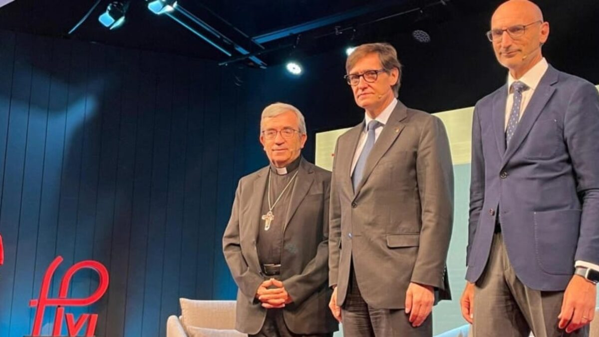 La Fundación Pablo VI señala a los padres de Noelia por la relación con su hija y a Abascal por culpar al Estado