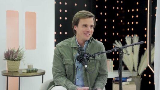 «Fuera de Red. Historias más allá del wifi» – Álvaro Ferraro de la Puerta