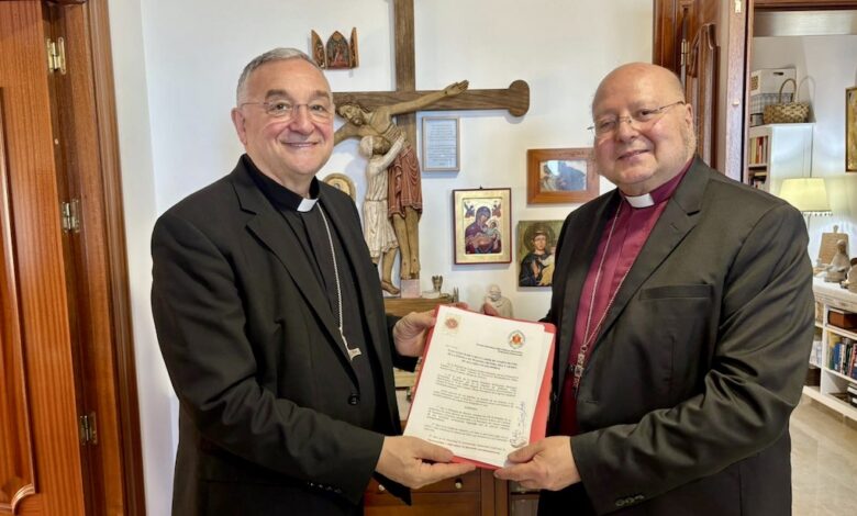 La diócesis de Almería cede una ermita a la Iglesia anglicana en Aguadulce