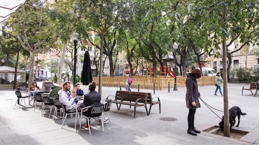 De San José de Calasanz a «la Plaza de las tortugas»: Barcelona borra su tradición cristiana