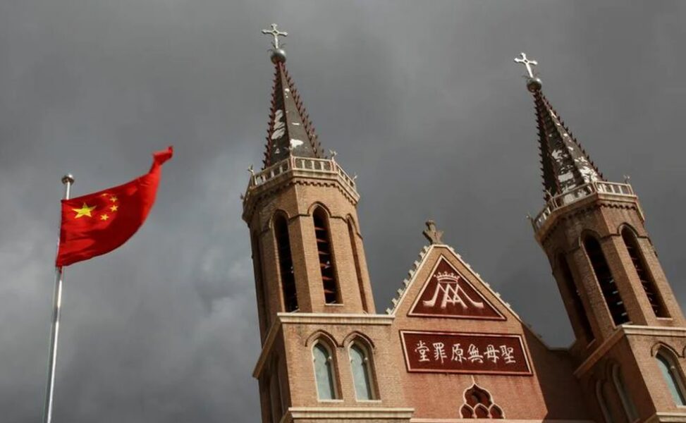 Human Rights Watch critica el acuerdo Vaticano-China ante el aumento de represión contra los católicos