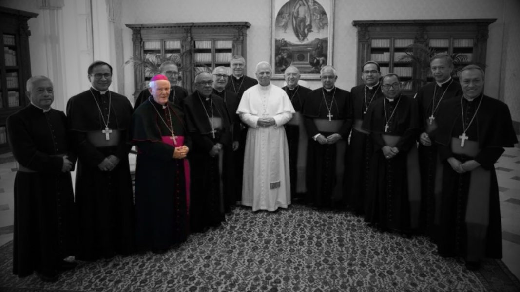 La Conferencia Episcopal Peruana aparta a Santarsiero tras las denuncias