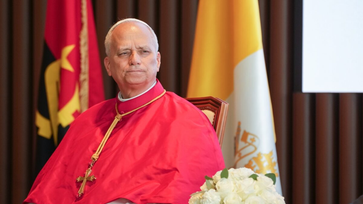 Los tres mensajes de León XIV en África que frenan el entusiasmo progresista