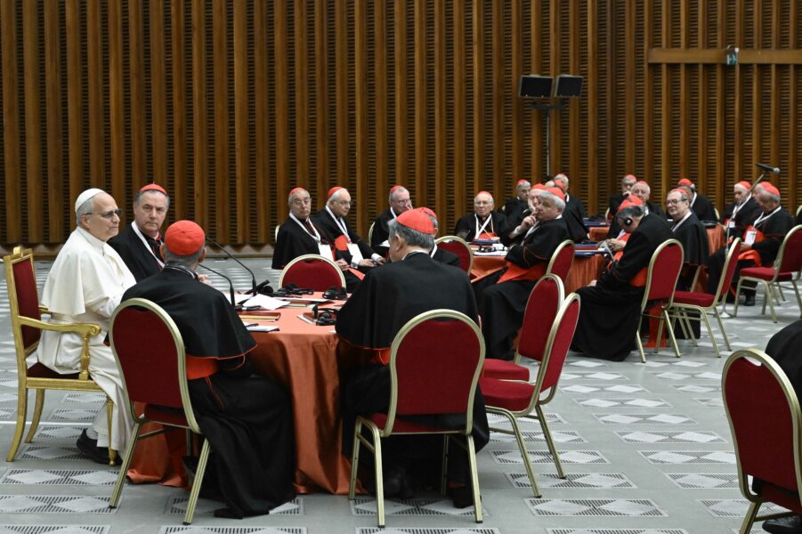 El Vaticano fija el Consistorio extraordinario para finales de junio
