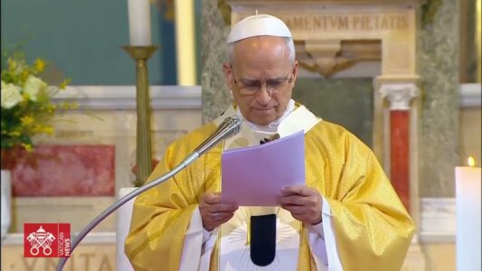 El Papa cierra su etapa en Argelia con la misa en Annaba y pide “renacer desde lo alto”