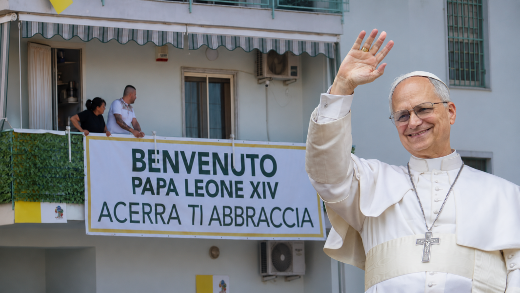 León XIV viaja a la «Tierra de los Fuegos» para relanzar la agenda ecológica de Francisco