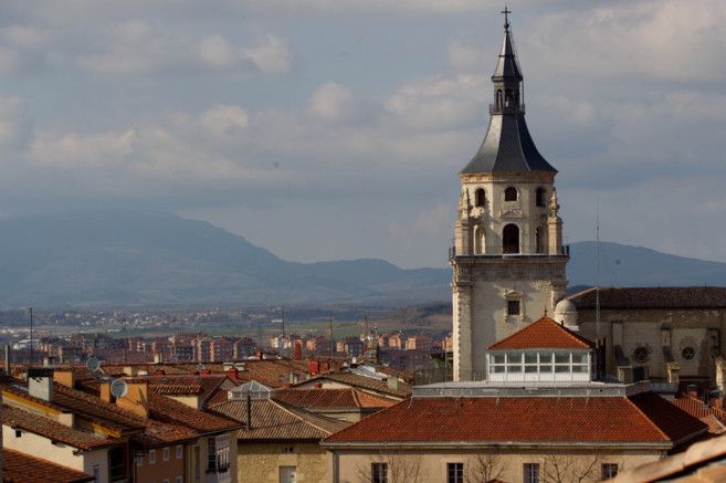 La diocesi di Vitoria promuove il recupero della storica Marcia Notturna a Estíbaliz