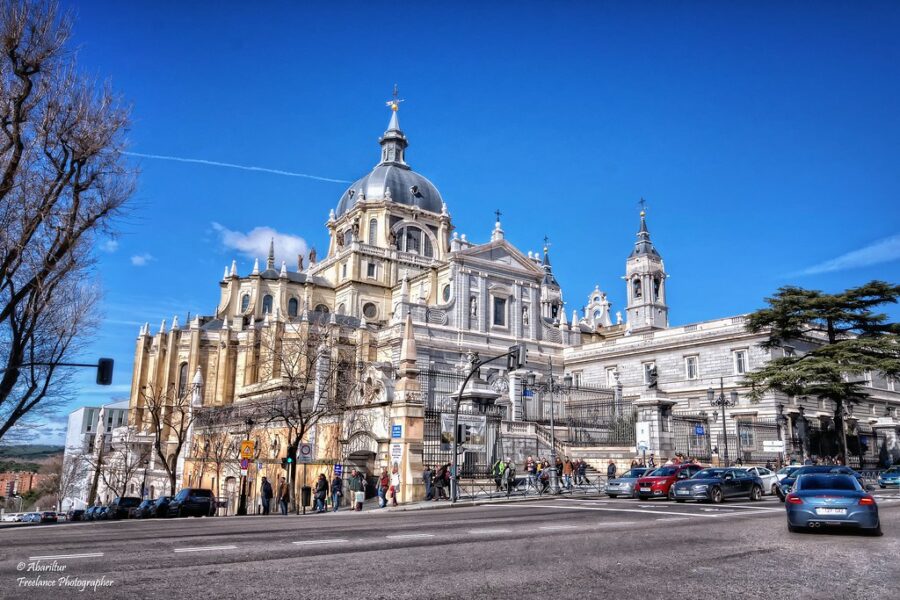 Diez seminaristas serán ordenados diáconos este sábado en la catedral de la Almudena