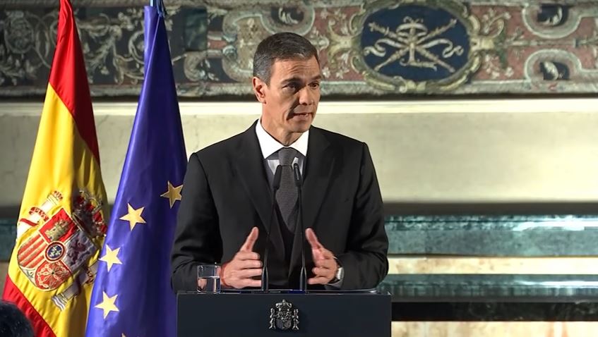 Sánchez presume de afinidad con León XIV mientras exculpa a Zapatero y minimiza los casos de corrupción del PSOE
