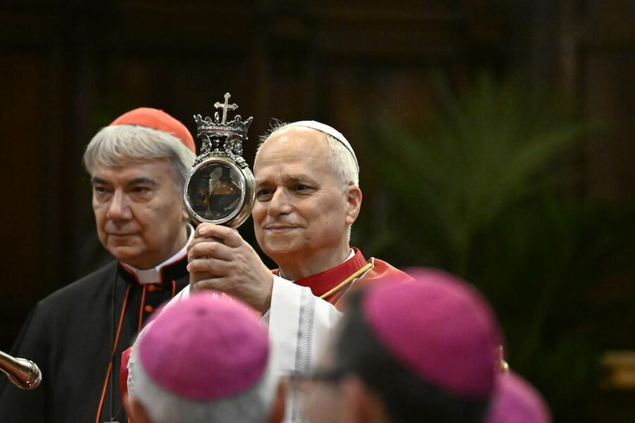 El Papa en Nápoles: la sangre de San Genaro y un llamado a combatir la soledad sacerdotal