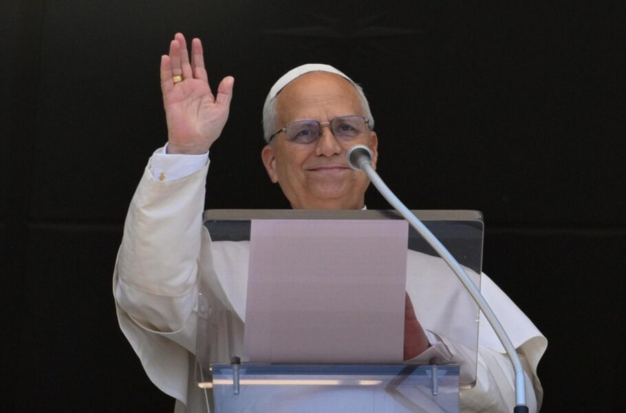 El Papa invita a redescubrir el Rosario: “Renovemos la alegría de reunirnos como Iglesia”