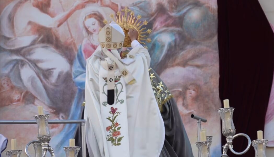 Las calles que vieron el martirio de Antonio Molle Lazo se vuelcan con la coronación de la Virgen de Villadiego