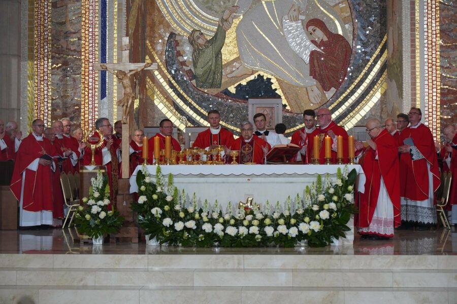 Nueve mártires salesianos son beatificados en Cracovia: «No celebramos la muerte, sino la gloria de Cristo»