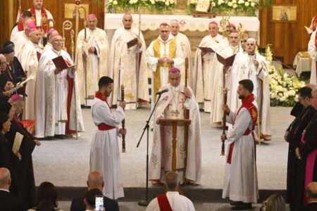 El nuevo patriarca caldeo llama a conservar la identidad cristiana oriental ante una cultura que «busca borrar las identidades»