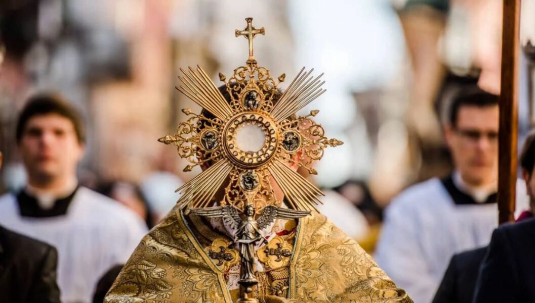 Por qué algunos obispos no estarán con León XIV en Madrid durante la misa del Corpus Christi