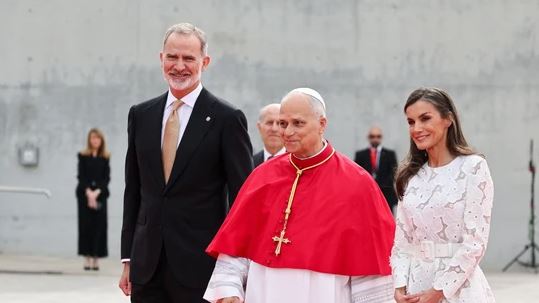 🔴 EN DIRECTO. León XIV en el Palacio Real: encuentro con autoridades y cuerpo diplomático