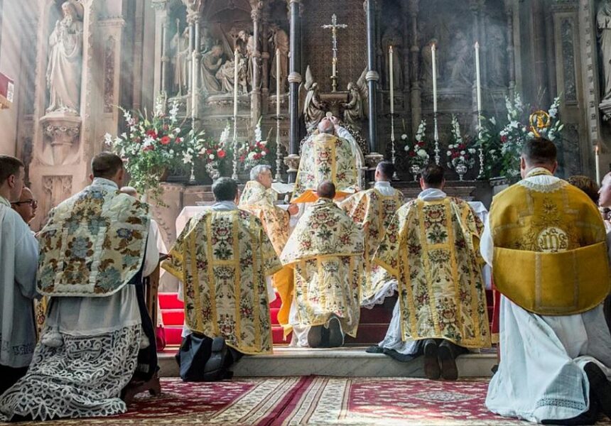 Peregrinos de la FSSP denuncian que se les negó la Misa tradicional en varios santuarios italianos