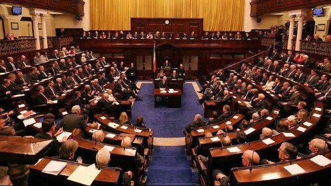 El Parlamento irlandés suprime el plazo de reflexión que evitó miles de abortos