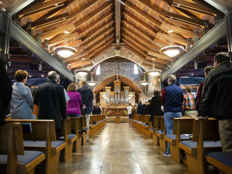 Bis zu 90 Pfarreien könnten die Sonntagsmesse in Detroit verlieren, während die Offensive gegen die traditionelle Liturgie anhält