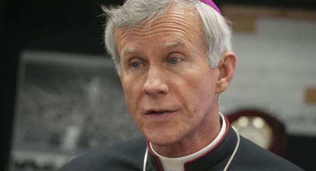 Mons. Strickland pide un juicio justo para la FSSPX: «Es difícil negar el amor que ha inspirado tantos sacrificios»