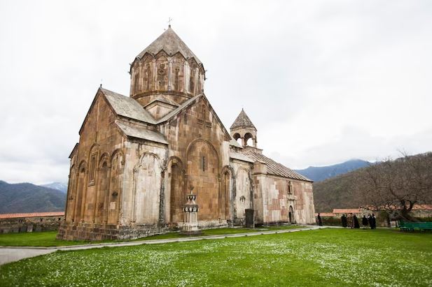 «Nos decepciona el silencio de la Iglesia»: cristianos armenios cuestionan al Vaticano por la destrucción de su patrimonio