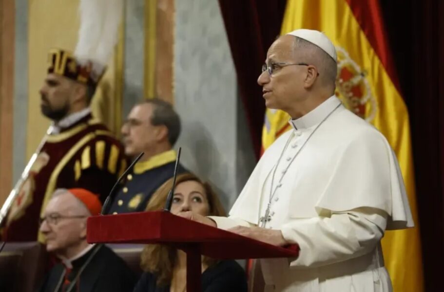 León XIV reivindica ante las Cortes la vida, la libertad educativa y el bien común en la estela de Benedicto XVI