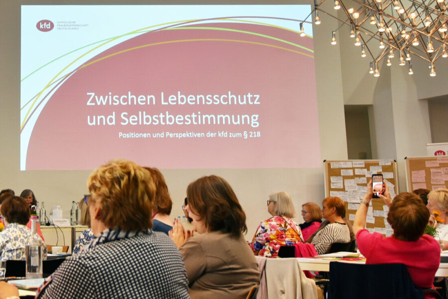 The largest Catholic women's association in Germany calls for abortions in Church hospitals