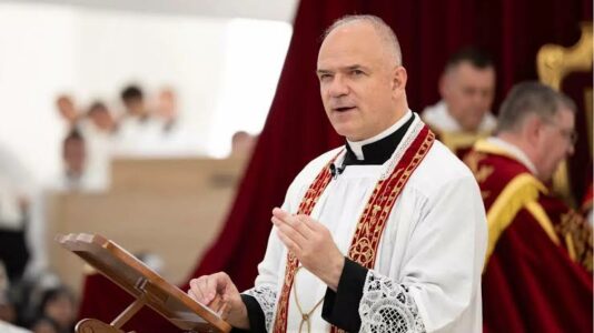 Pagliarani califica de «injustas» las sanciones a los fieles tras las consagraciones episcopales de la FSSPX