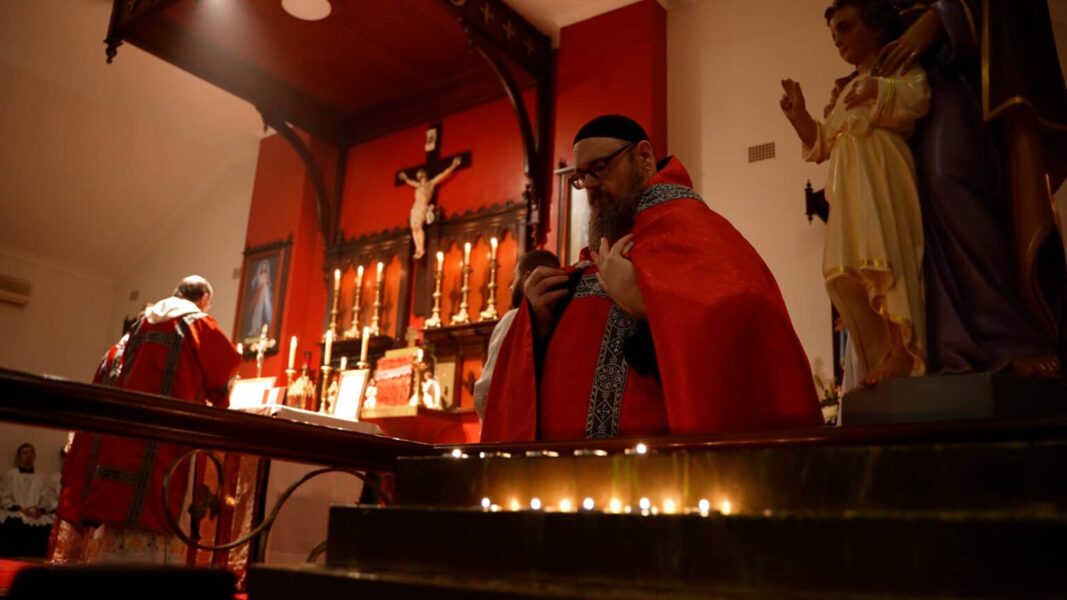La comunidad católica croata recupera en Australia la antigua liturgia glagolítica