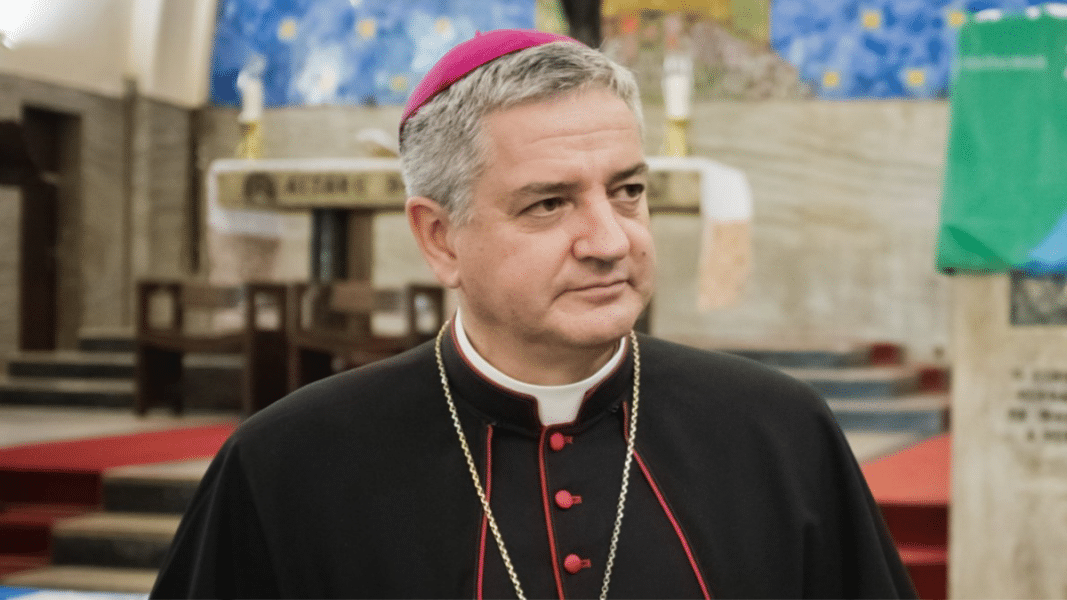 Bishop Marc Aillet warns French Catholic deputies: «If they vote in favor of euthanasia, they will not be able to receive communion» – INFOVATICANA