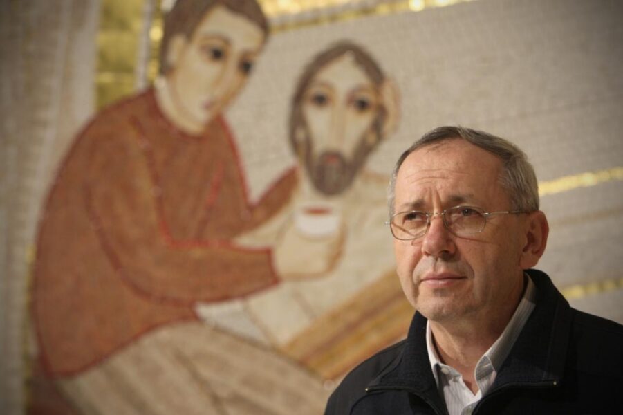 La Santa Sede se pronuncia sobre el caso Rupnik: «No hay ninguna decisión del tribunal»