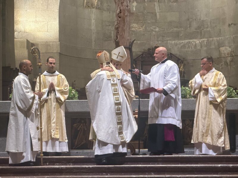 Cobo preside la bendición del nuevo abad del Valle de los Caídos