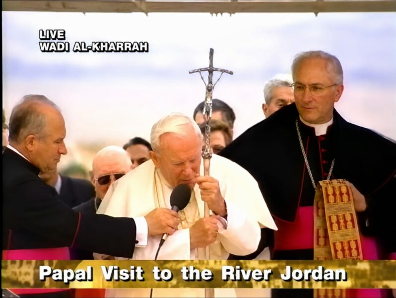 «Que San Juan Bautista proteja al islam»: el Vaticano corrige subrepticiamente 26 años después la frase que nunca dijo Juan Pablo II