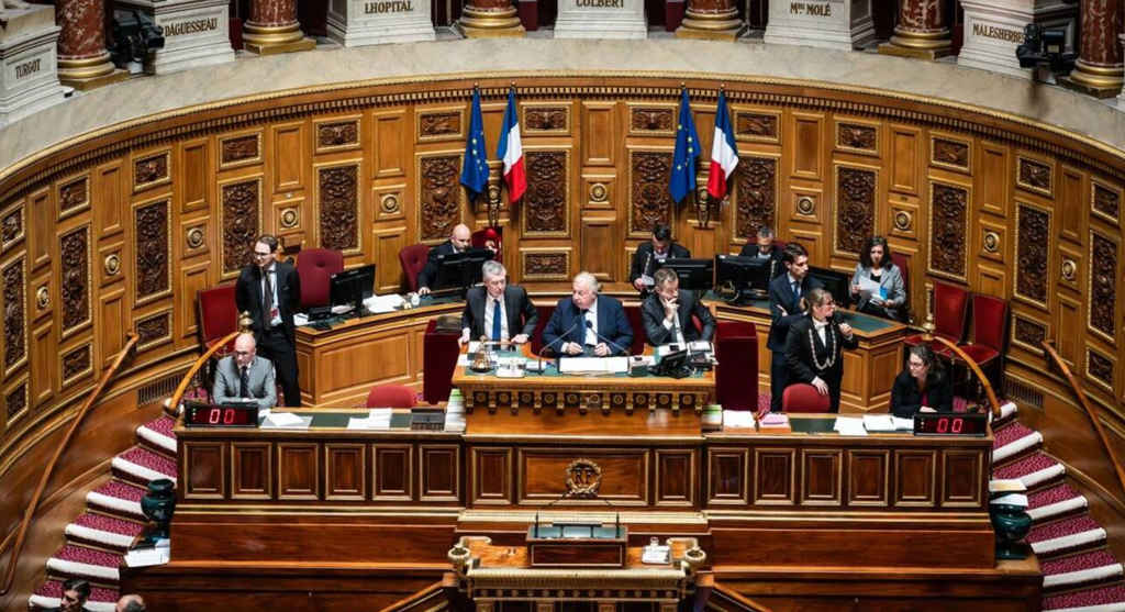 Francia avanza hacia la legalización de la eutanasia