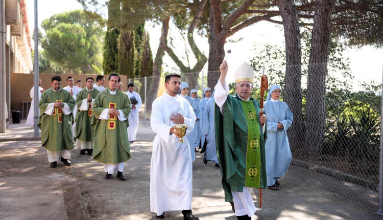 The ancient Cistercian convent of Boadilla del Monte comes back to life with a new contemplative community