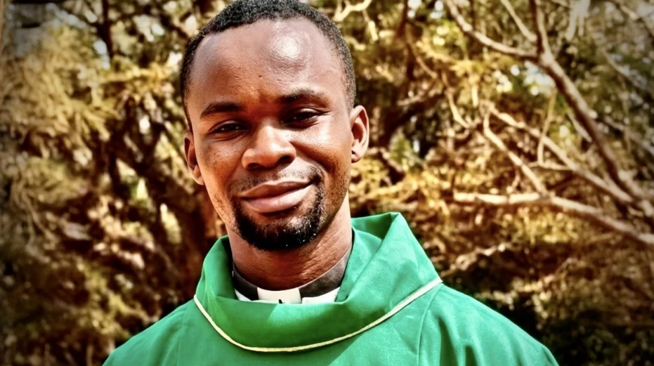 Asesinan a un sacerdote en la República Centroafricana cuando regresaba a su parroquia