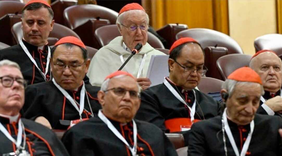 El atronador silencio de los medios católicos sobre el sacrilegio LGTB del cardenal Radcliffe