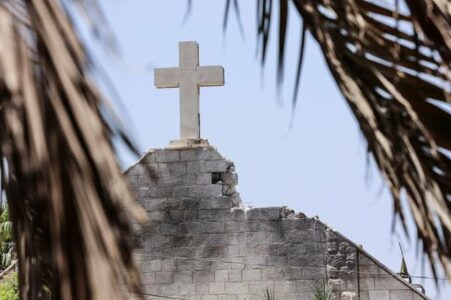 Un año después del ataque, la parroquia de Gaza recuerda a las víctimas del bombardeo