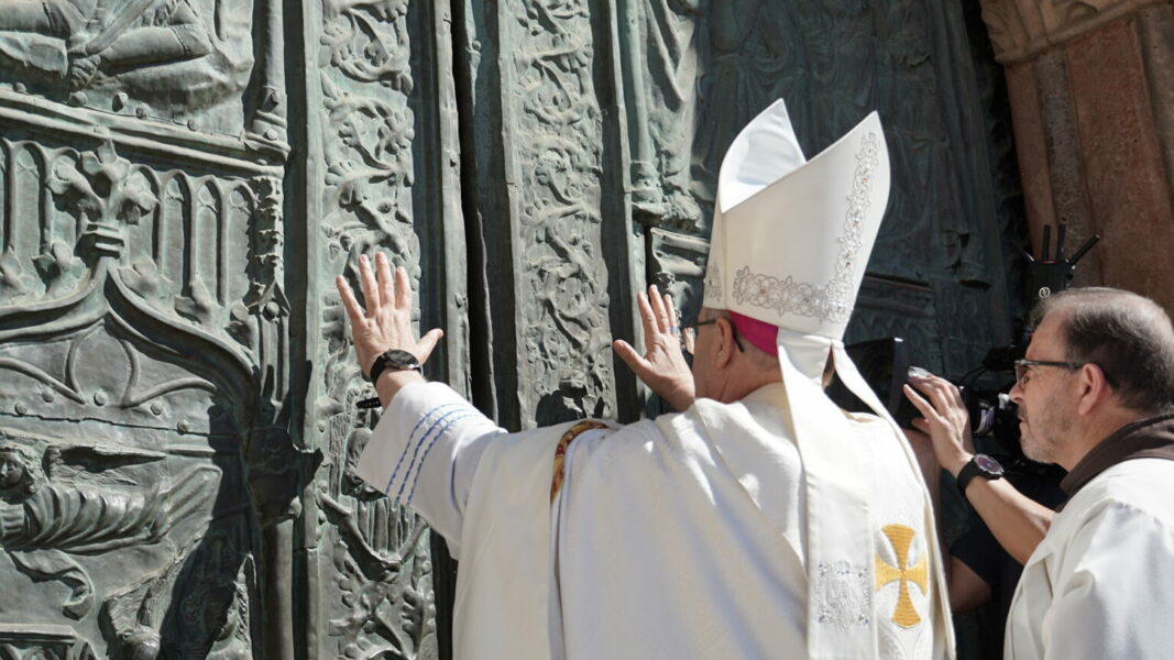 Extremadura abre el Año Santo de Guadalupe: el santuario invita a peregrinos de toda España
