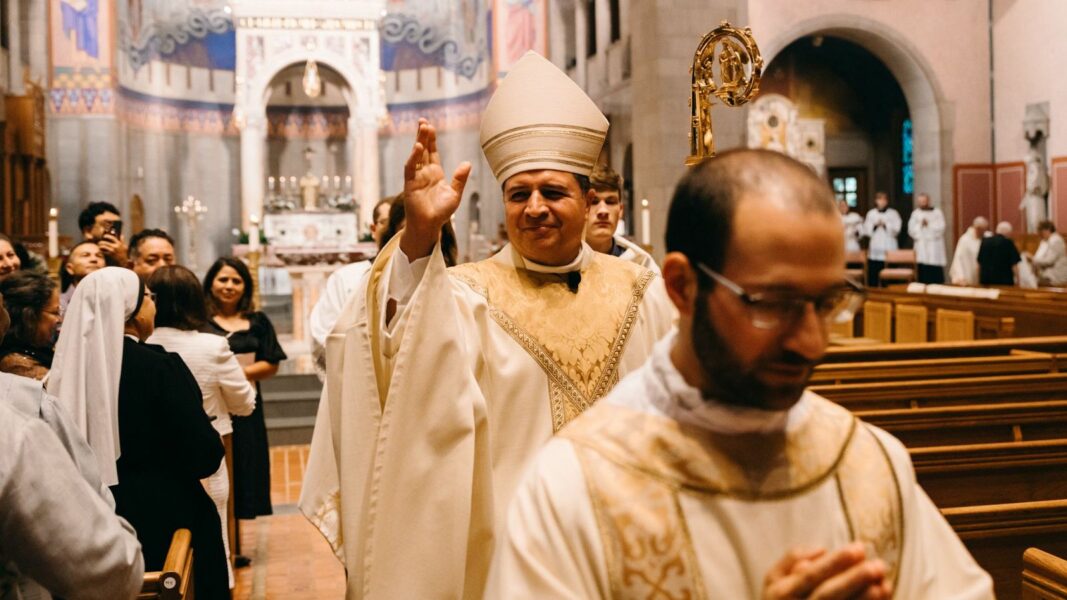 El obispo de Virginia Occidental amplía la Misa tradicional y nombra un delegado episcopal