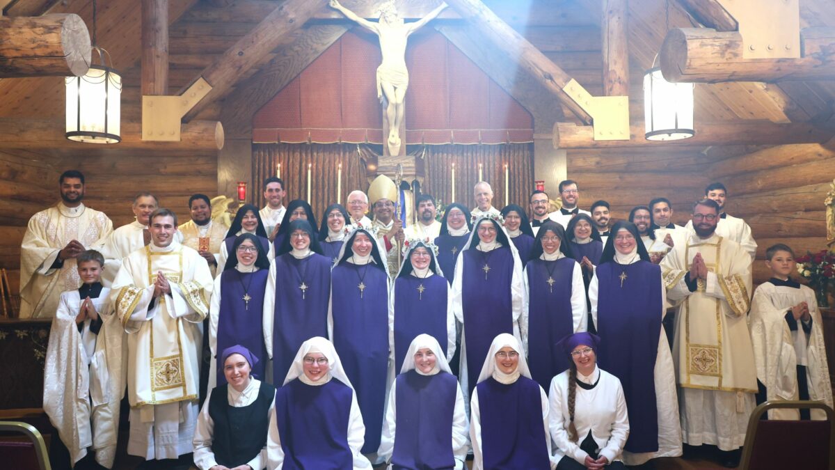 Las Hijas de María desaparecerán en octubre tras la negativa de Roma a reconocerlas como instituto religioso