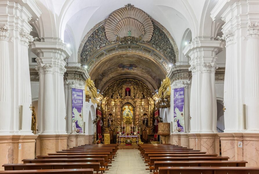 La novena a la Virgen de África continúa en Ceuta pese a la suspensión de las fiestas patronales