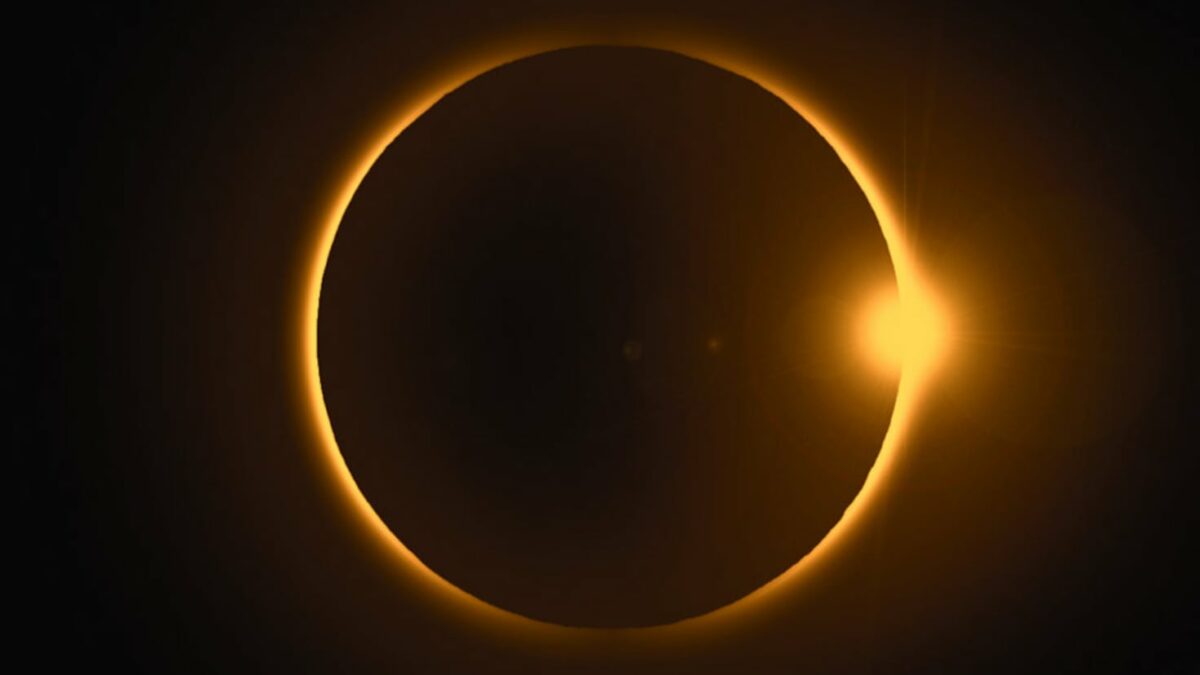El eclipse y las matemáticas de Dios