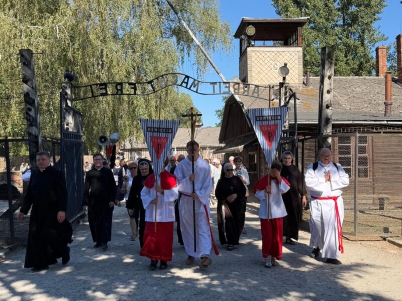 Auschwitz conmemoró el 85.º aniversario de la muerte de San Maximiliano Kolbe