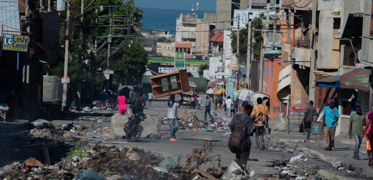 Masacre en Haití: 47 muertos y decenas de secuestrados mientras la Iglesia denuncia que «el país está abandonado»